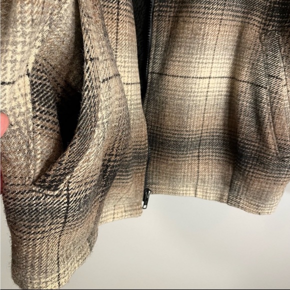 Vintage Woolrich Plaid Wool Blend Sherpa Fleece Lined Wool Filling Barn Jacket L - Picture 6 of 16